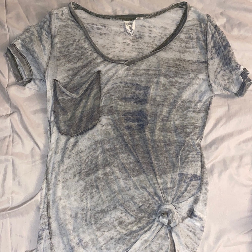 Camo v neck